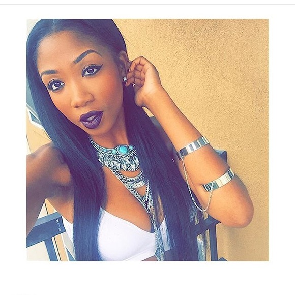 Exquisite Accessories - Picture 1 of 1