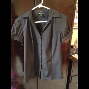 Short sleeve black button up blouse