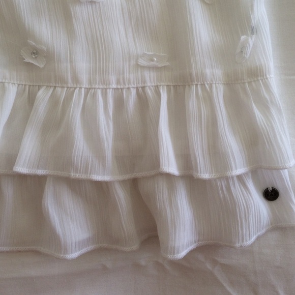 Sheer White Detailed Tank - Picture 2 of 4