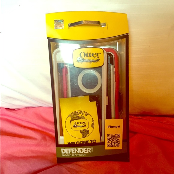 OtterBox Accessories - Pink Otter Box