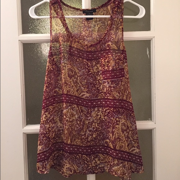 Patterned Tank - Picture 2 of 4