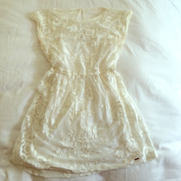 Ivory Short Sleeve Lace Dress - Picture 1 of 4