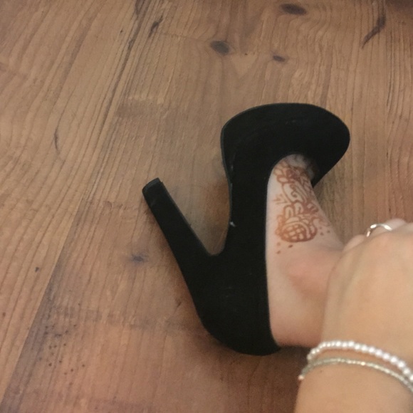 Beautiful black pumps - Picture 4 of 4