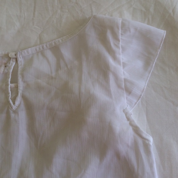 Sheer White Lace Top - Picture 4 of 4