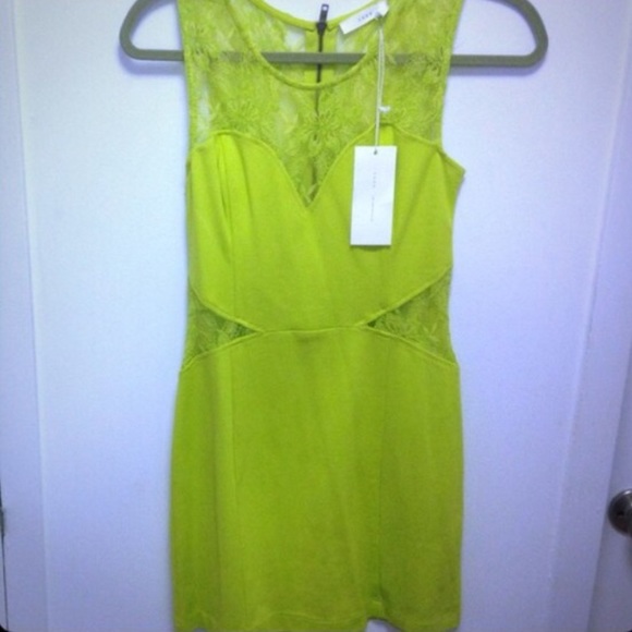 ❌SOLD❌ 🎉Final sale! 🎉 NWT Lush Bodycon Dress - Picture 2 of 4