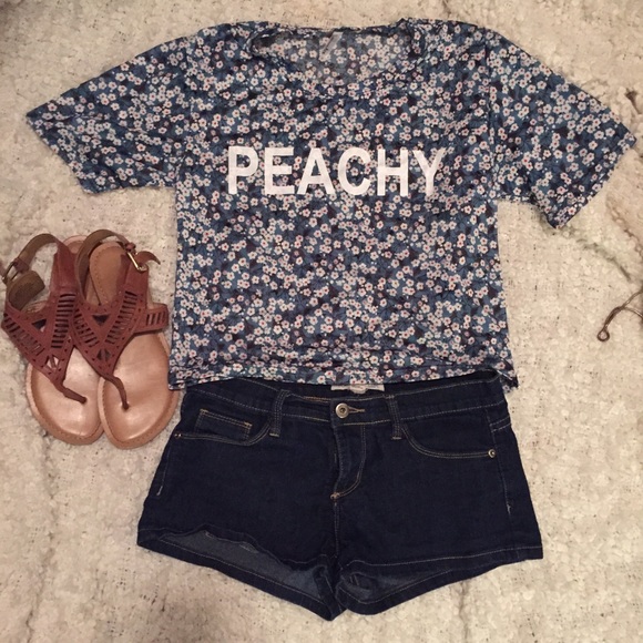 PEACHY flower patterned crop top