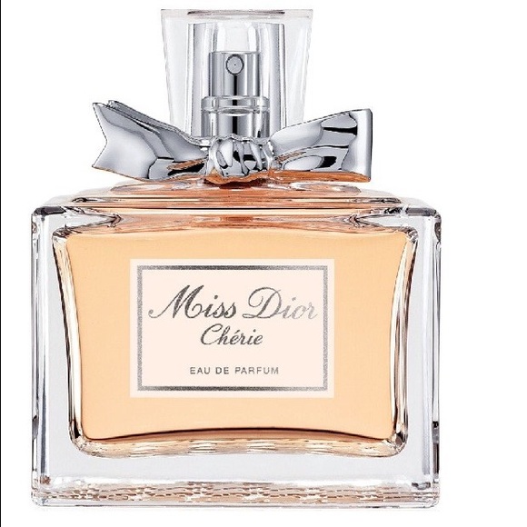 Miss Dior Cherie Perfume