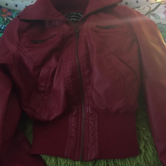 Red leather jacket! - Picture 1 of 2