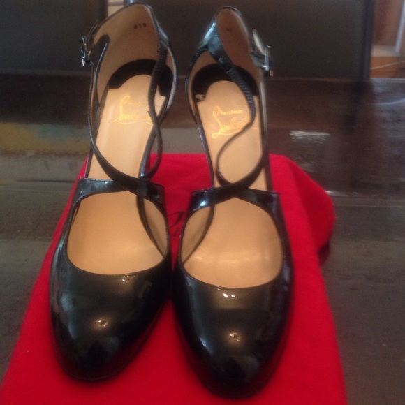 $$$$$OLD. Christian Louboutin Black Patent shoe - Picture 2 of 4