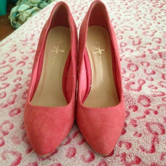 pink heels size 3