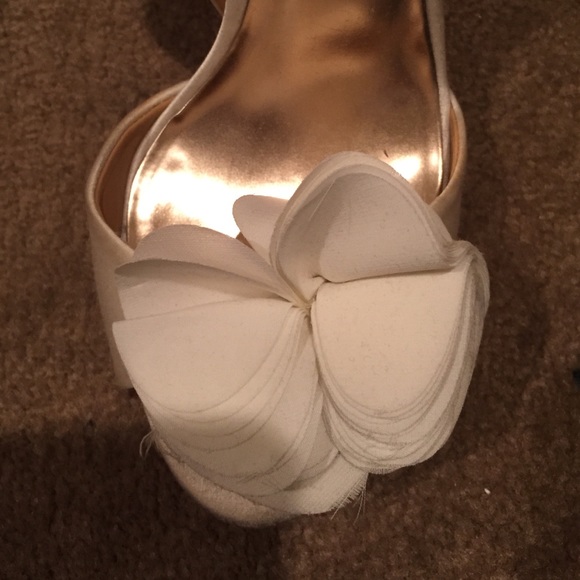 Designer Badgley Mischka shoes - Picture 2 of 4