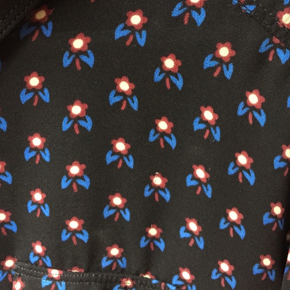 Women's shirt - Picture 2 of 3