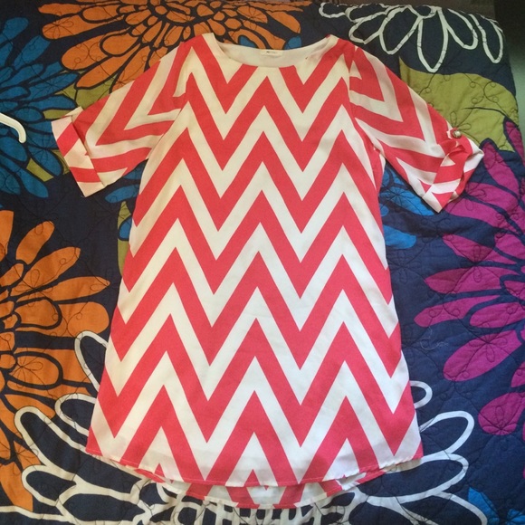 Pink and white Chevron Dress 🎀