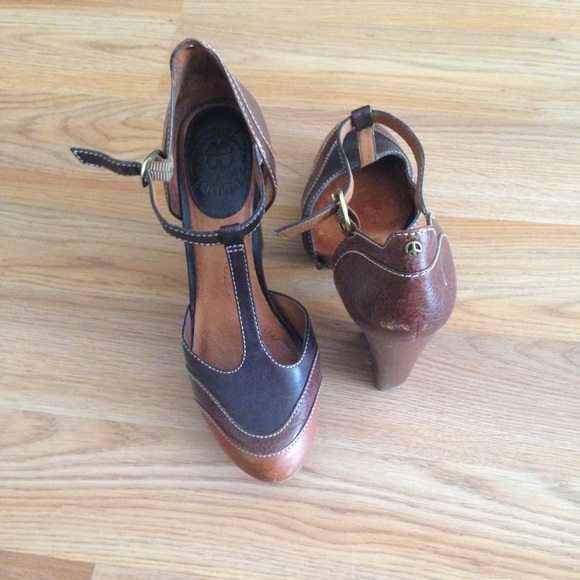 Lucky Brand shoes - Picture 1 of 3