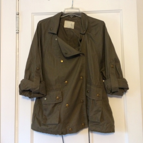 Forever 21 Jackets & Blazers - 🍂FINAL PRICE Forever 21 Army Green Jacket