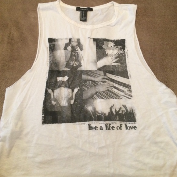 FOREVER 21 Muscle tank