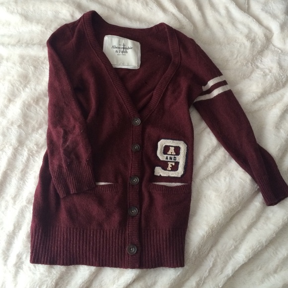 Abercrombie maroon cardigan