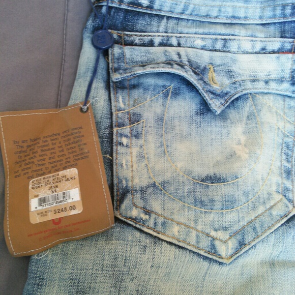 True Religion Jeans - Picture 2 of 4