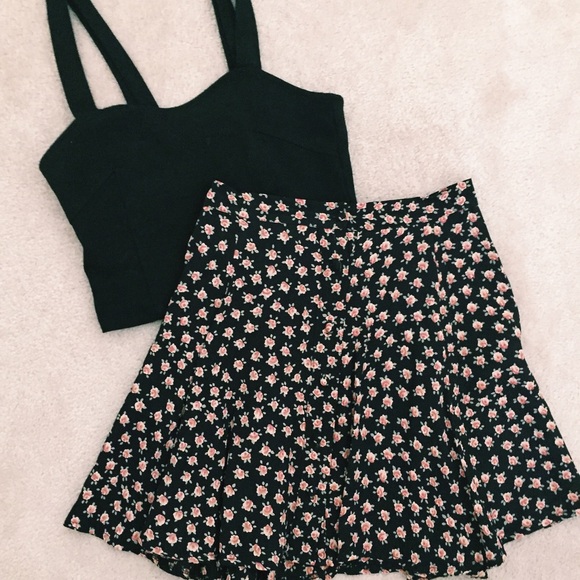 Brandy Melville button down front floral skirt