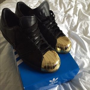 gold toe adidas