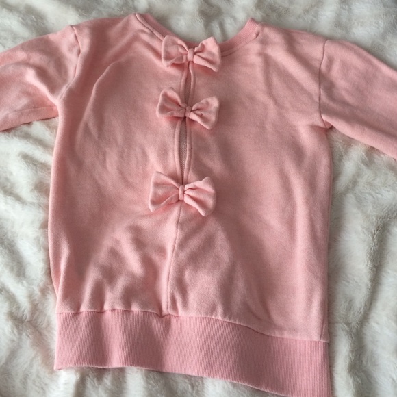 Forever 21 Bow back sweater