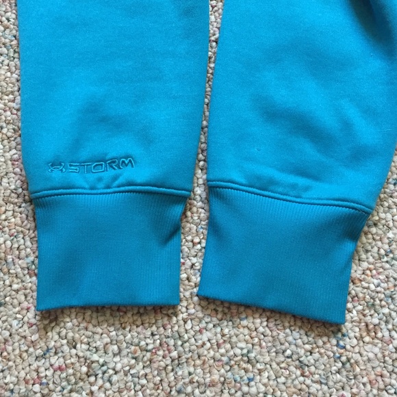 Under Armour Hoodie - Picture 3 of 3