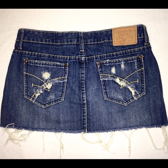 🔆Amethyst Denim Mini Skirt Sz.7 (Small) - Picture 2 of 3