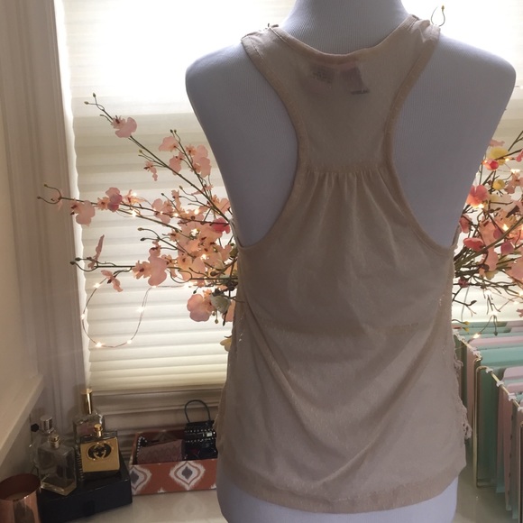 Adorable knit top! - Picture 4 of 5