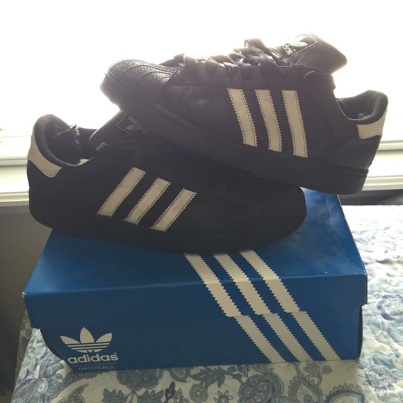 Shell Toe Adidas size 9.5