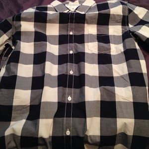Aeropostale long sleeve collard shirt