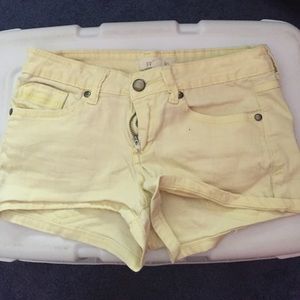 Colored denim shorts