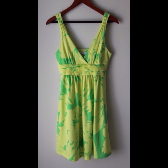 American Eagle Outfitters Dresses & Skirts - Bright summer dress