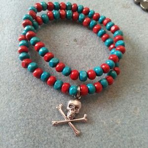 Casual skull bracelet set
