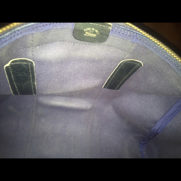 SOLD Authentic Gucci Web GG Satchel Original 1970 - Picture 2 of 4