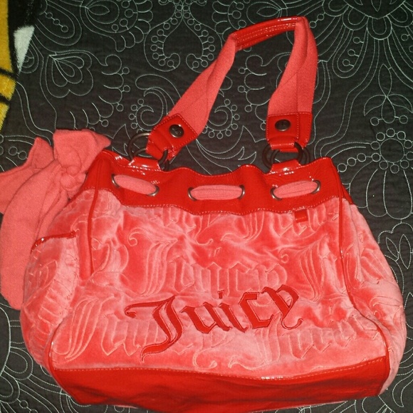 Red juicy couture purse