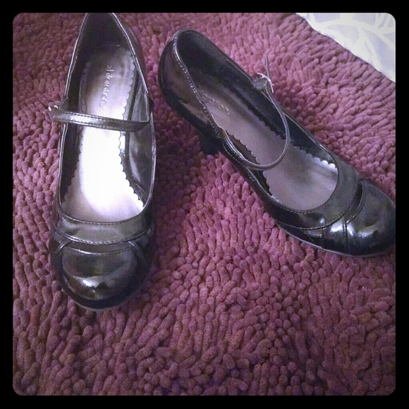 Mary Jane pumps - Picture 1 of 4