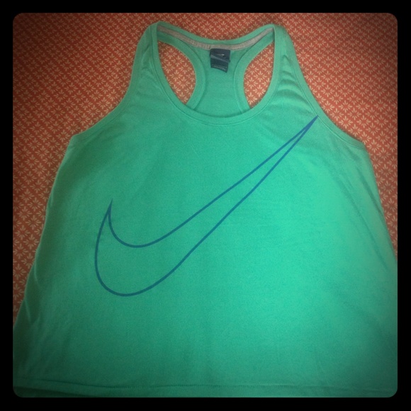 NIKE GREEN TANK WITH SWOOSH. L.