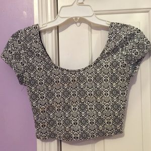 LA hearts black and white crop top
