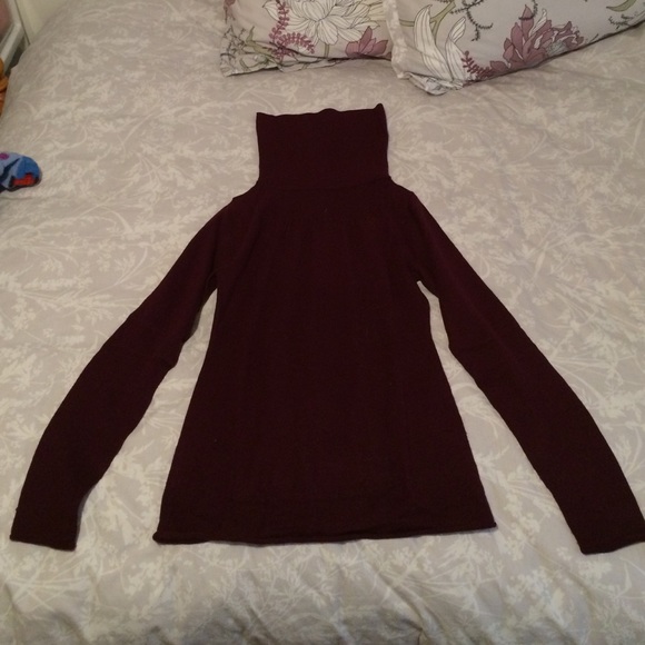 Forever 21 - purple owl neck sweater - Picture 1 of 3