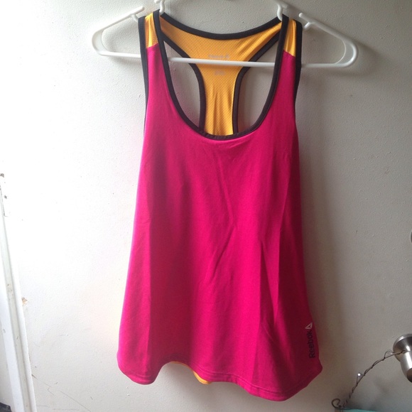 Reebok Tops - Reebok workout tank top! 💪🏻