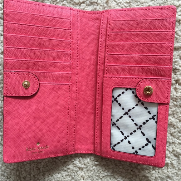 New authentic Kate Spade Stacy wallet - Picture 2 of 3