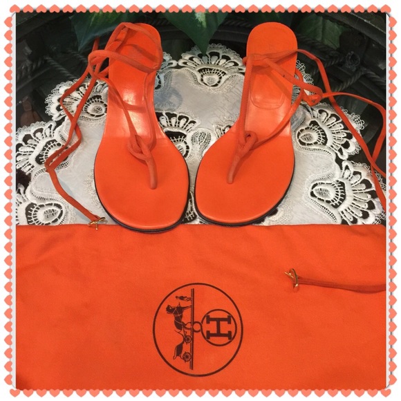 Hermes Shoes - 🎀HOST PICK 🎀Authentic Hermes orange sandals