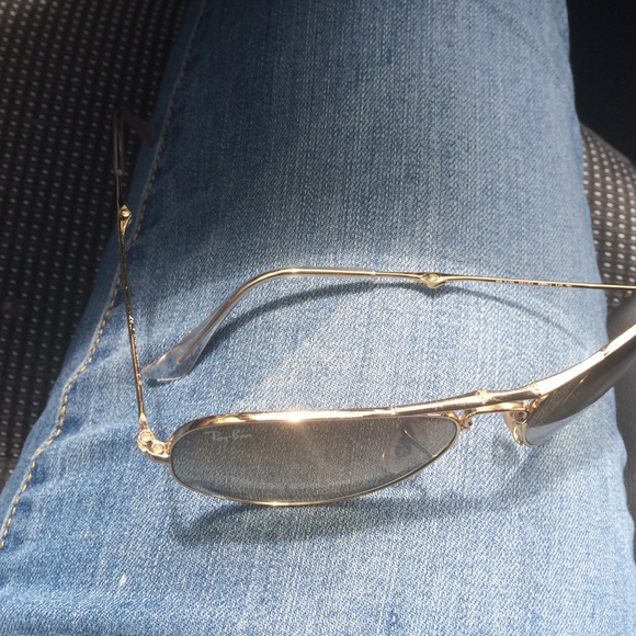 Authentic Ray-Bans foldable aviators - Picture 2 of 4