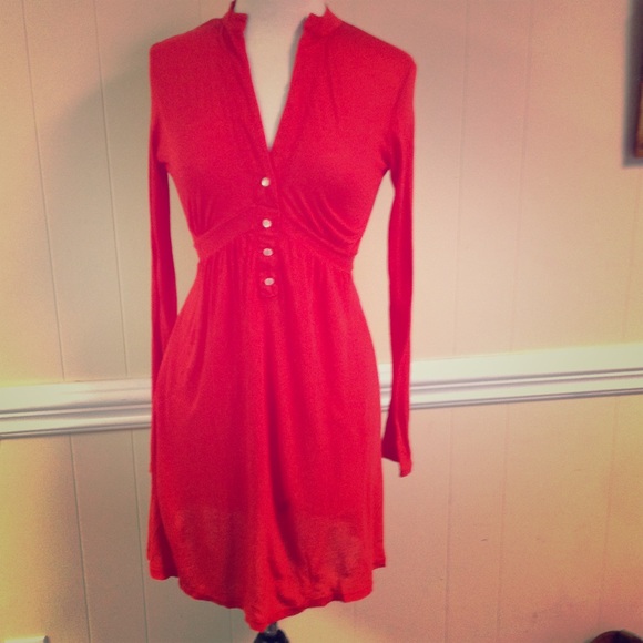 Saint Grace, Red Dress