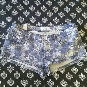 Lace print shorts