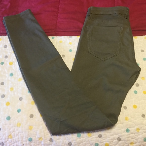 Forest green skinny jeans ~