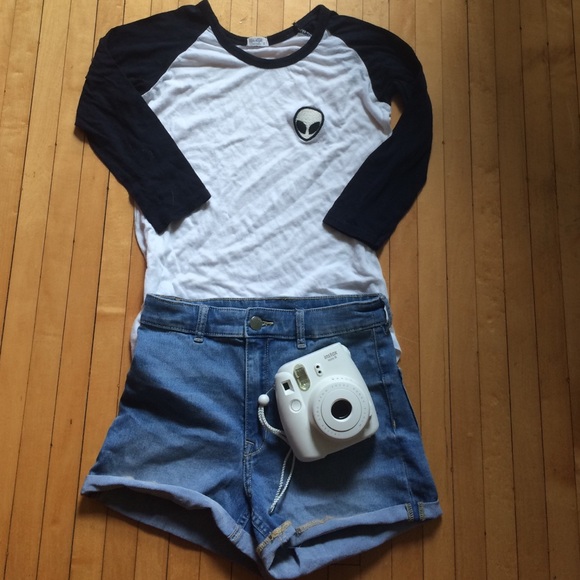 Brandy Melville Tops - SOLD ON VINTED