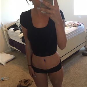 Black crop top lace in back