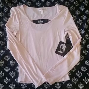 Marilyn monroe long sleeved pink shirt