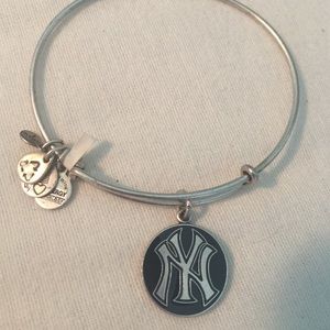 New York Yankees Alex & Ani (New with tags!)